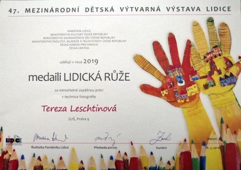 Lidicka-ruze-1
